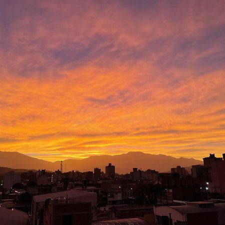 Departamento Centrico Con Estacionamiento Gratis Leilighet San Salvador de Jujuy Eksteriør bilde